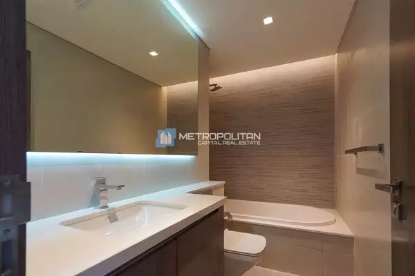 Townhouse 217m² in UAE, Abu Dhabi. Priced at 749146€ rent photo-15