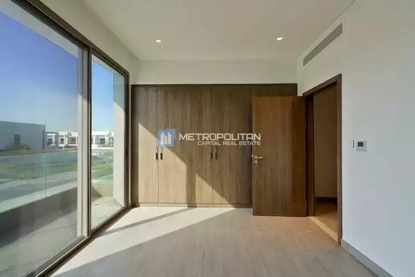 Townhouse 217m² in UAE, Abu Dhabi. Priced at 749146€ rent photo-17