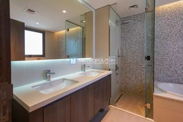 Townhouse 217m² in UAE, Abu Dhabi. Priced at 749146€ rent photo-24