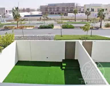 Buy in UAE for 749146€
