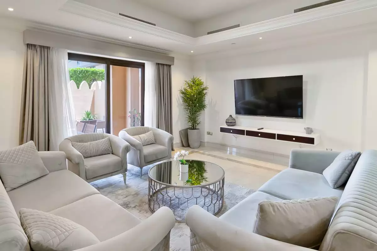 Townhouse 456m² in UAE, Dubai. Priced at 2372297€ rent photo-1