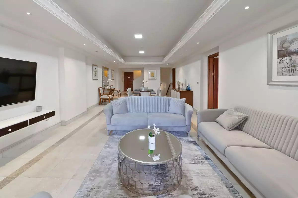 Townhouse 456m² in UAE, Dubai. Priced at 2372297€ rent photo-5