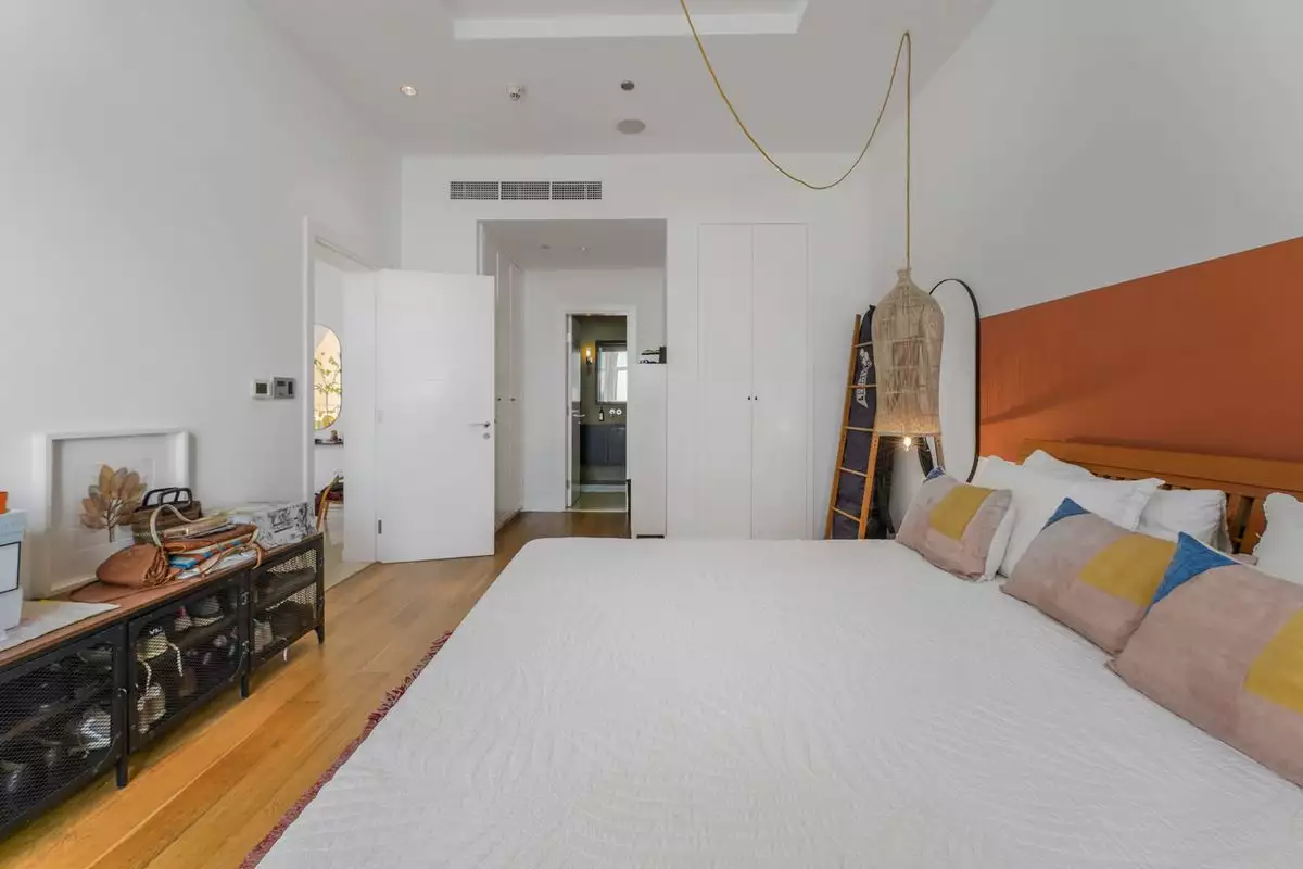Flat 211m² in UAE, Dubai. Priced at 1859166€ rent photo-17
