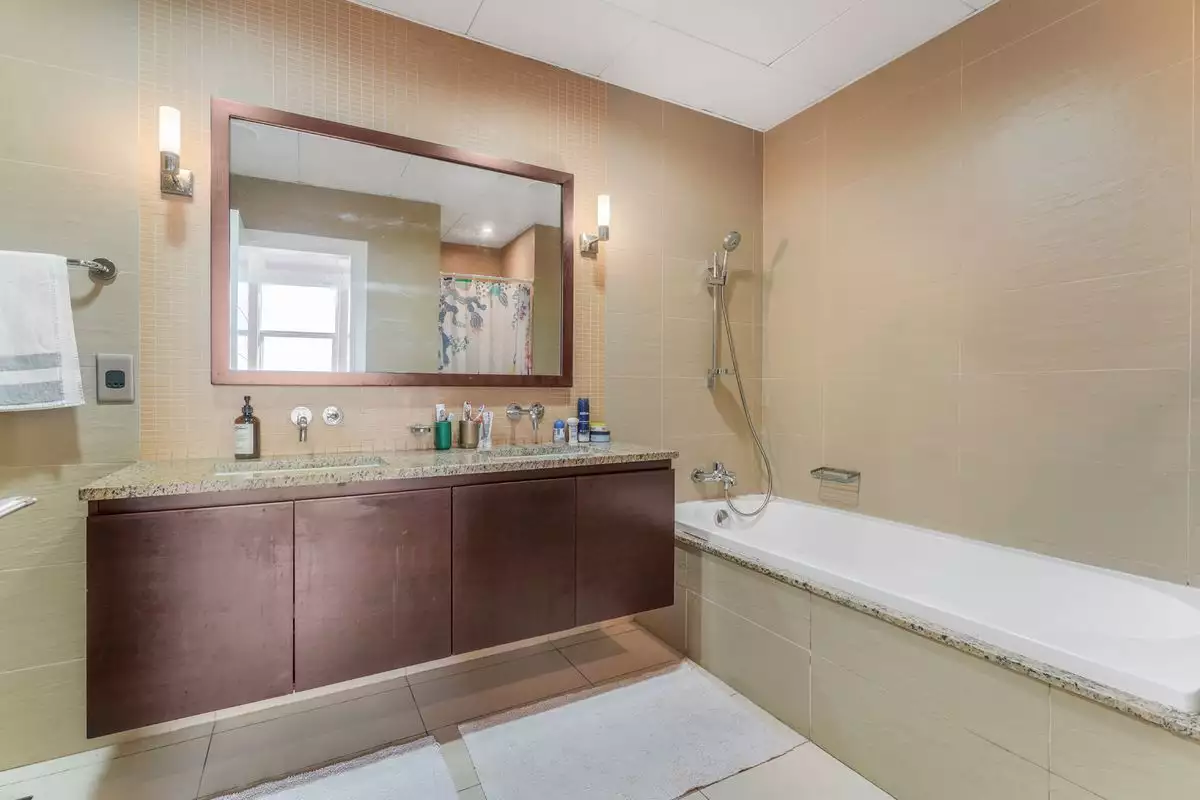 Flat 211m² in UAE, Dubai. Priced at 1859166€ rent photo-18