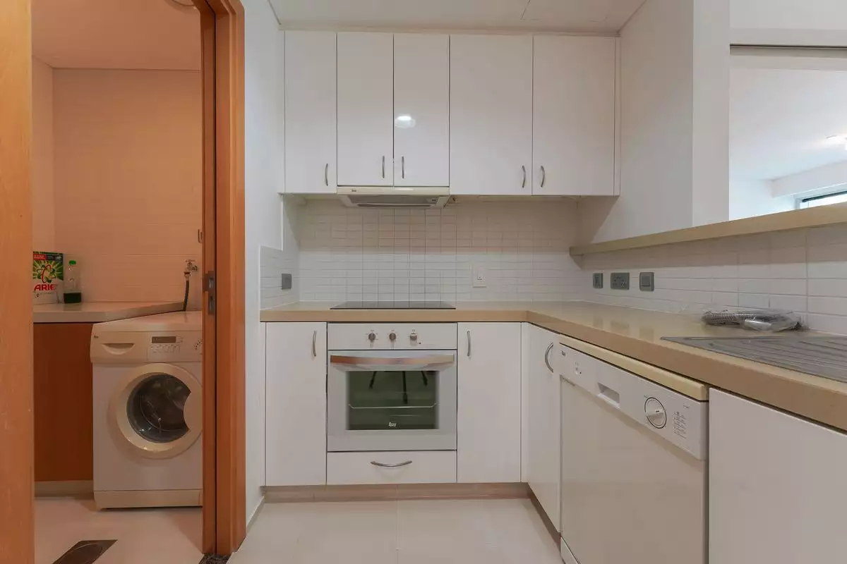 Flat 81m² in UAE, Abu Dhabi. Priced at 327161€ rent photo-10