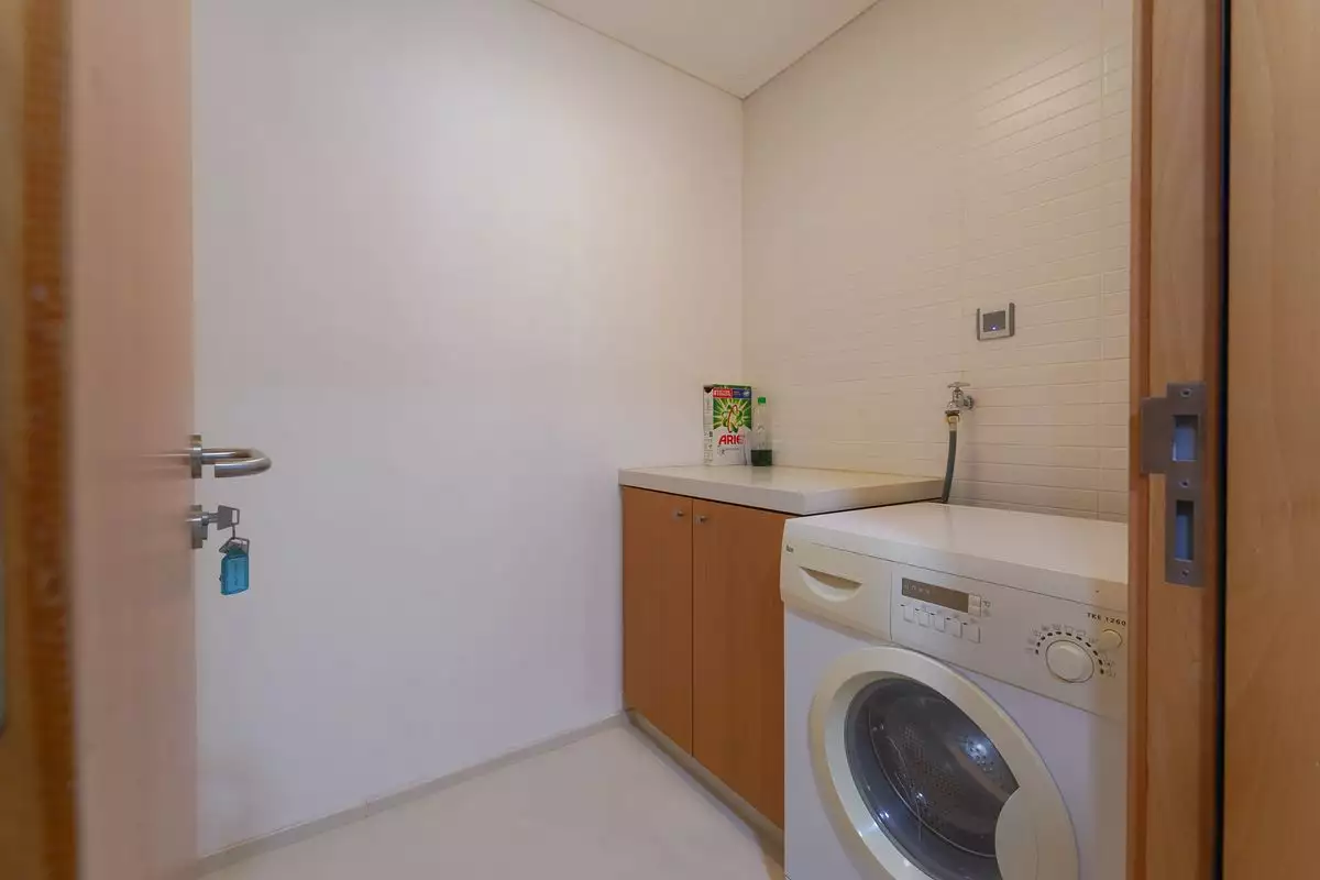 Flat 81m² in UAE, Abu Dhabi. Priced at 327161€ rent photo-17