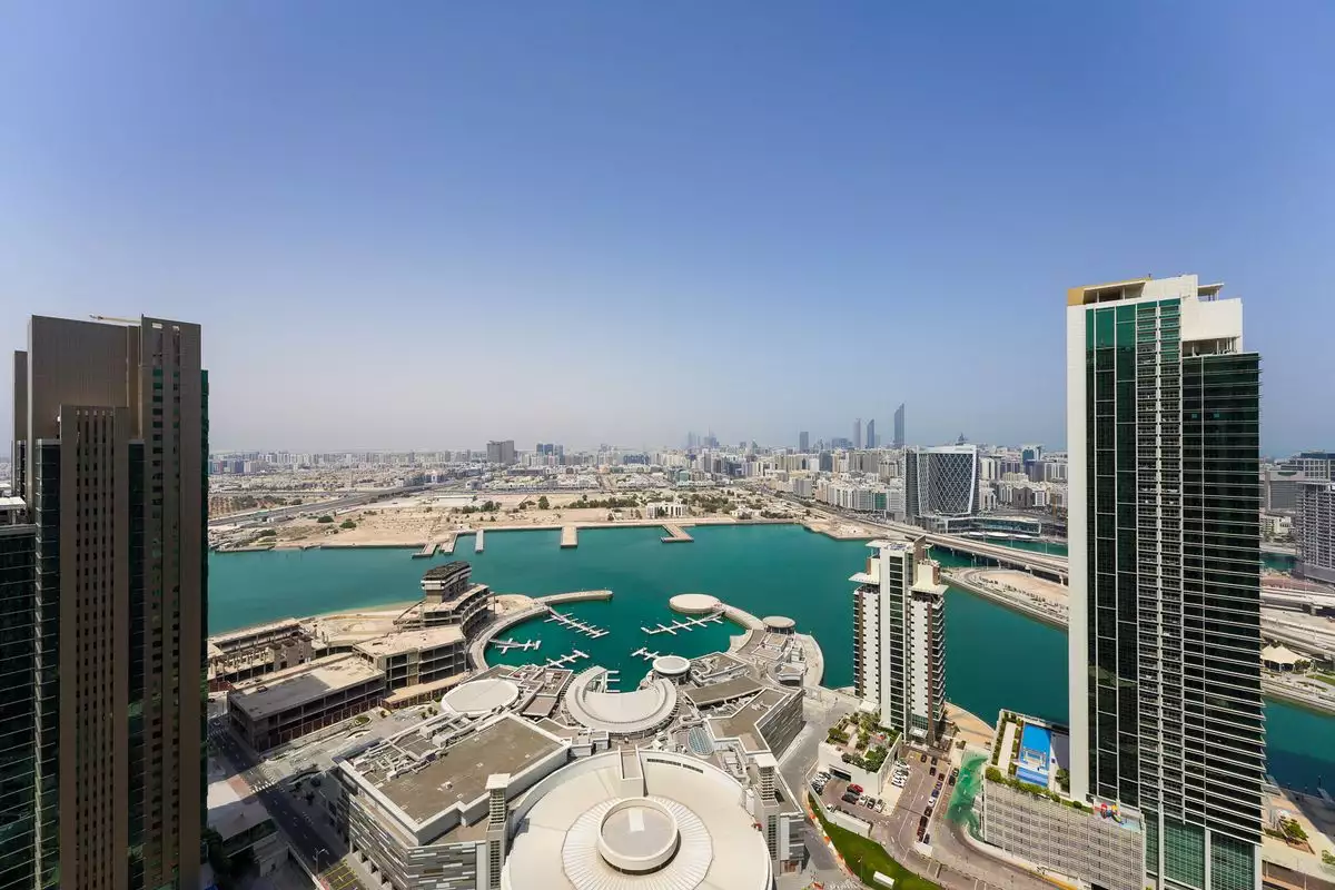 Flat 109m² in UAE, Abu Dhabi. Priced at 292783€ rent photo-1