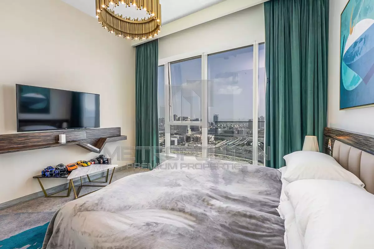Flat 177m² in UAE, Dubai. Priced at 1098748€ rent photo-33