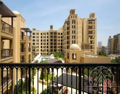 Buy in UAE for 4482393€