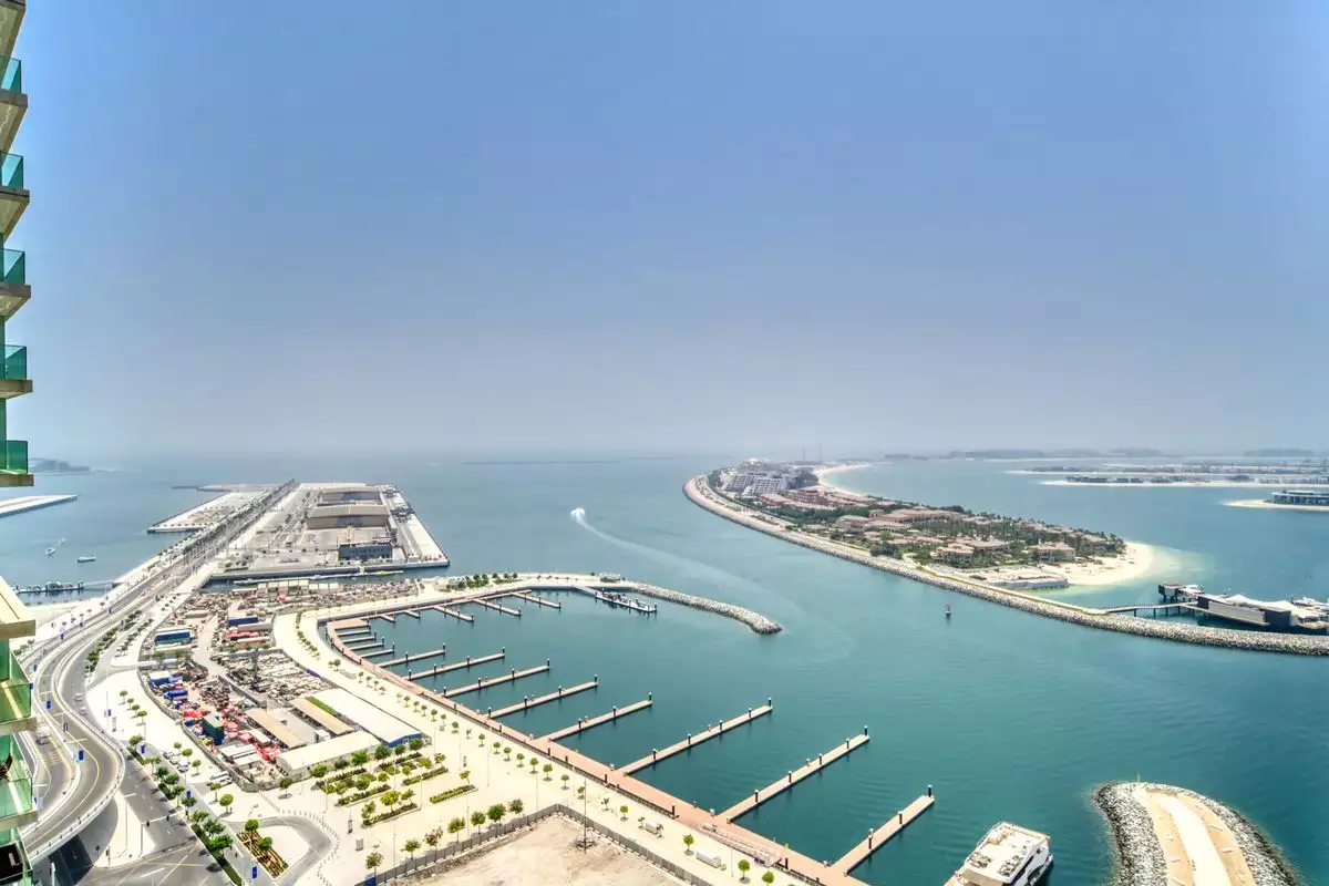 Flat 203m² in UAE, Dubai. Priced at 2272411€ rent photo-1
