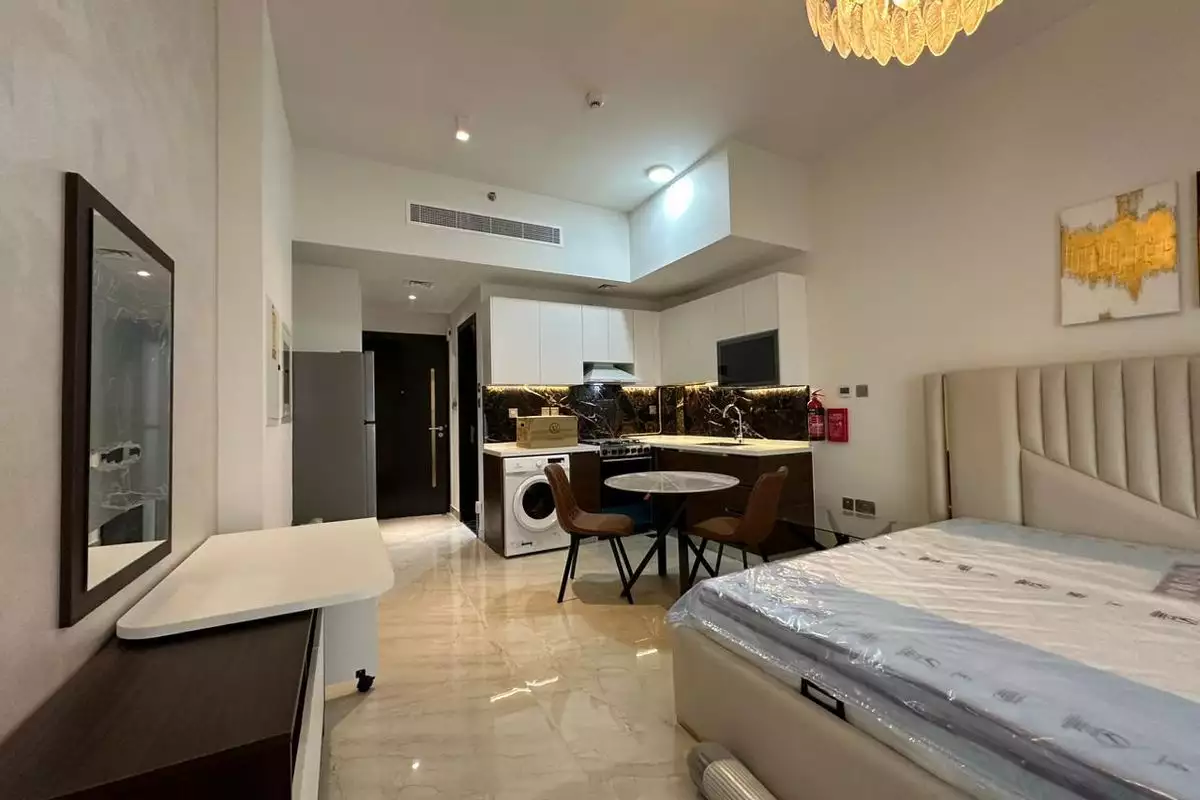 Flat 39m² in UAE, Dubai. Priced at 146392€ rent photo-1