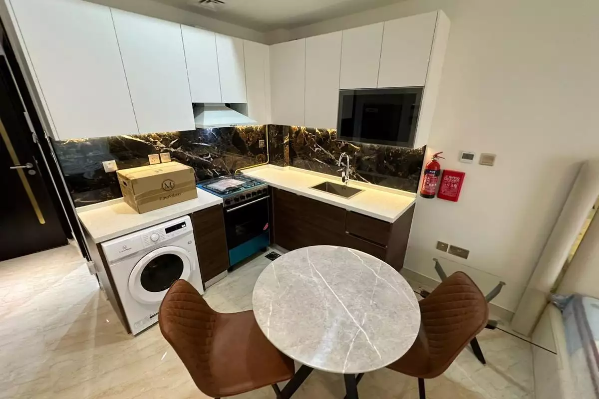 Flat 39m² in UAE, Dubai. Priced at 146392€ rent photo-3