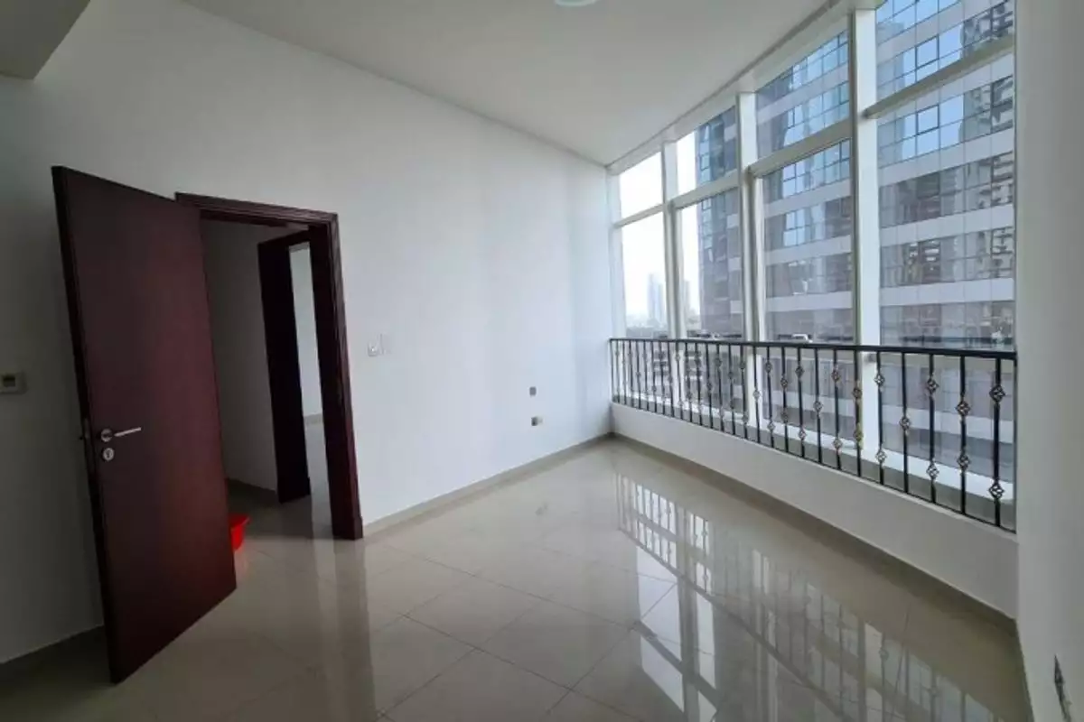 Flat 128m² in UAE, Abu Dhabi. Priced at 325716€ rent photo-5