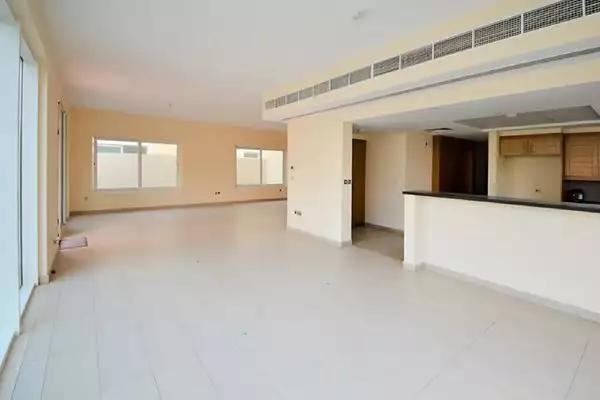 Villa 454m² in UAE, Dubai. Priced at 1410893€ rent photo-3