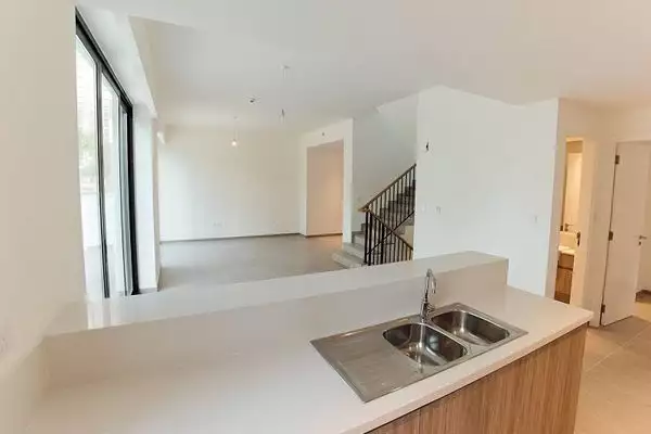 Townhouse 263m² in UAE, Dubai. Priced at 967897€ rent photo-2