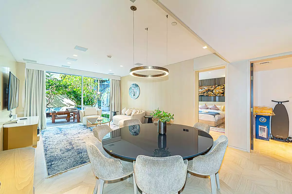 Flat 294m² in UAE, Dubai. Priced at 2327879€ rent photo-2