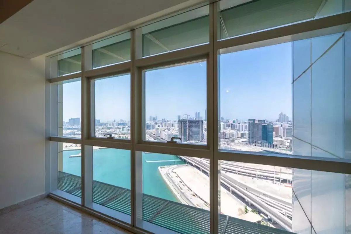 Flat 140m² in UAE, Abu Dhabi. Priced at 474459€ rent photo-3