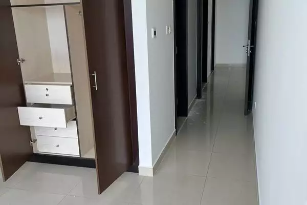 Flat 85m² in UAE, Abu Dhabi. Priced at 308286€ rent photo-15