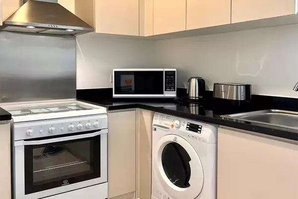 Flat 58m² in UAE, Dubai. Priced at 236812€ rent photo-13
