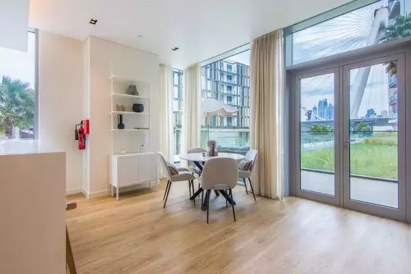 Flat 172m² in UAE, Dubai. Priced at 2253303€ rent photo-3