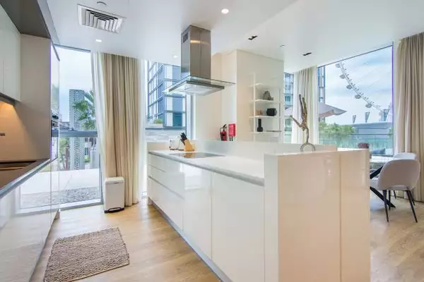 Flat 172m² in UAE, Dubai. Priced at 2253303€ rent photo-5