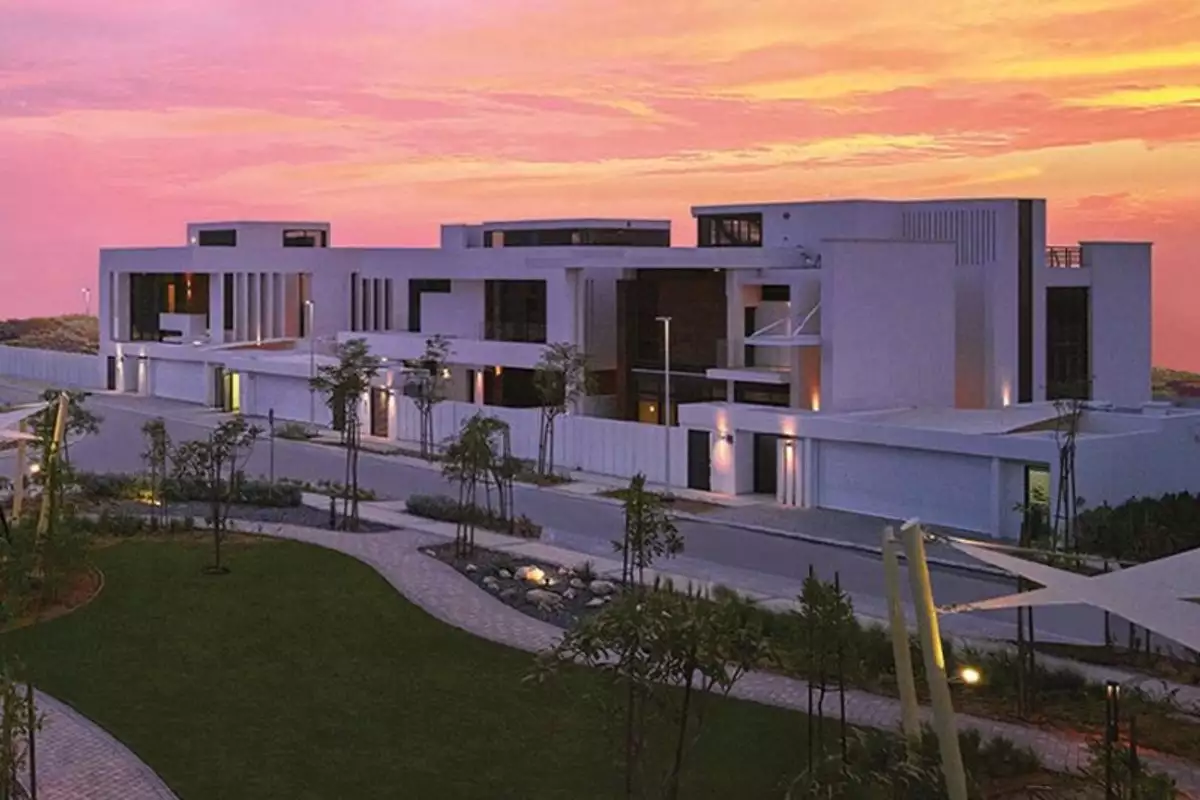 Land 1002m² in UAE, Abu Dhabi. Priced at 1373435€ rent photo-6