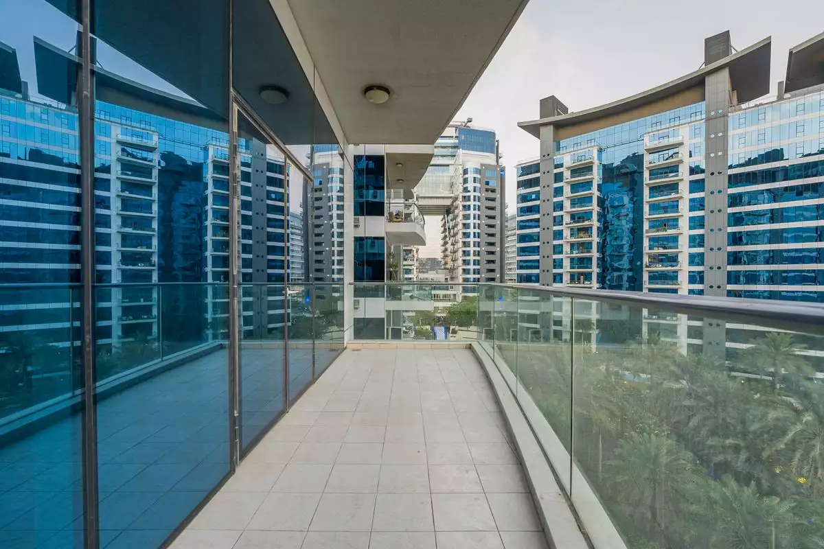Flat 175m² in UAE, Dubai. Priced at 849033€ rent photo-24