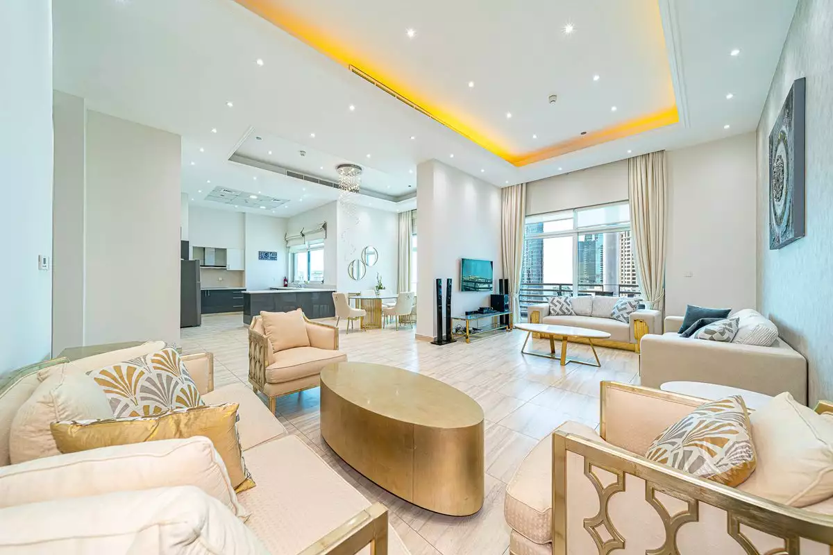 Flat 421m² in UAE, Dubai. Priced at 1877707€ rent photo-2