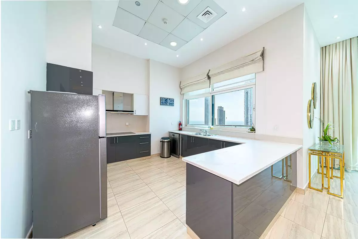 Flat 421m² in UAE, Dubai. Priced at 1877707€ rent photo-5
