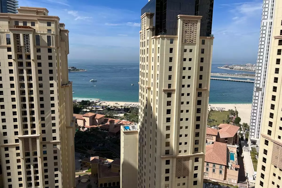 Flat 175m² in UAE, Dubai. Priced at 799090€ rent photo-9