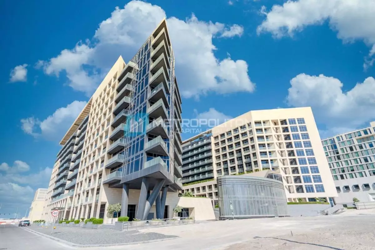 Flat 94m² in UAE, Abu Dhabi. Priced at 324630€ rent photo-2