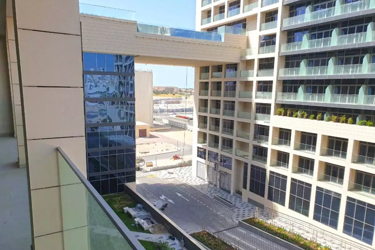 Flat 94m² in UAE, Abu Dhabi. Priced at 324630€ rent photo-4