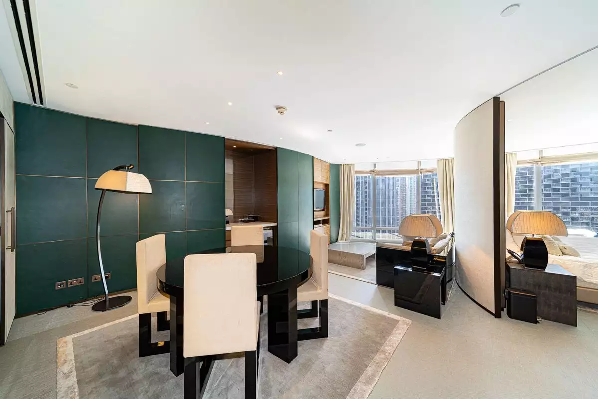 Flat 110m² in UAE, Dubai. Priced at 902674€ rent photo-3