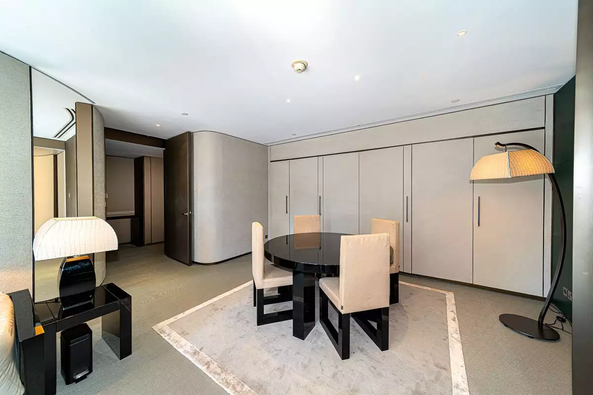 Flat 110m² in UAE, Dubai. Priced at 902674€ rent photo-4