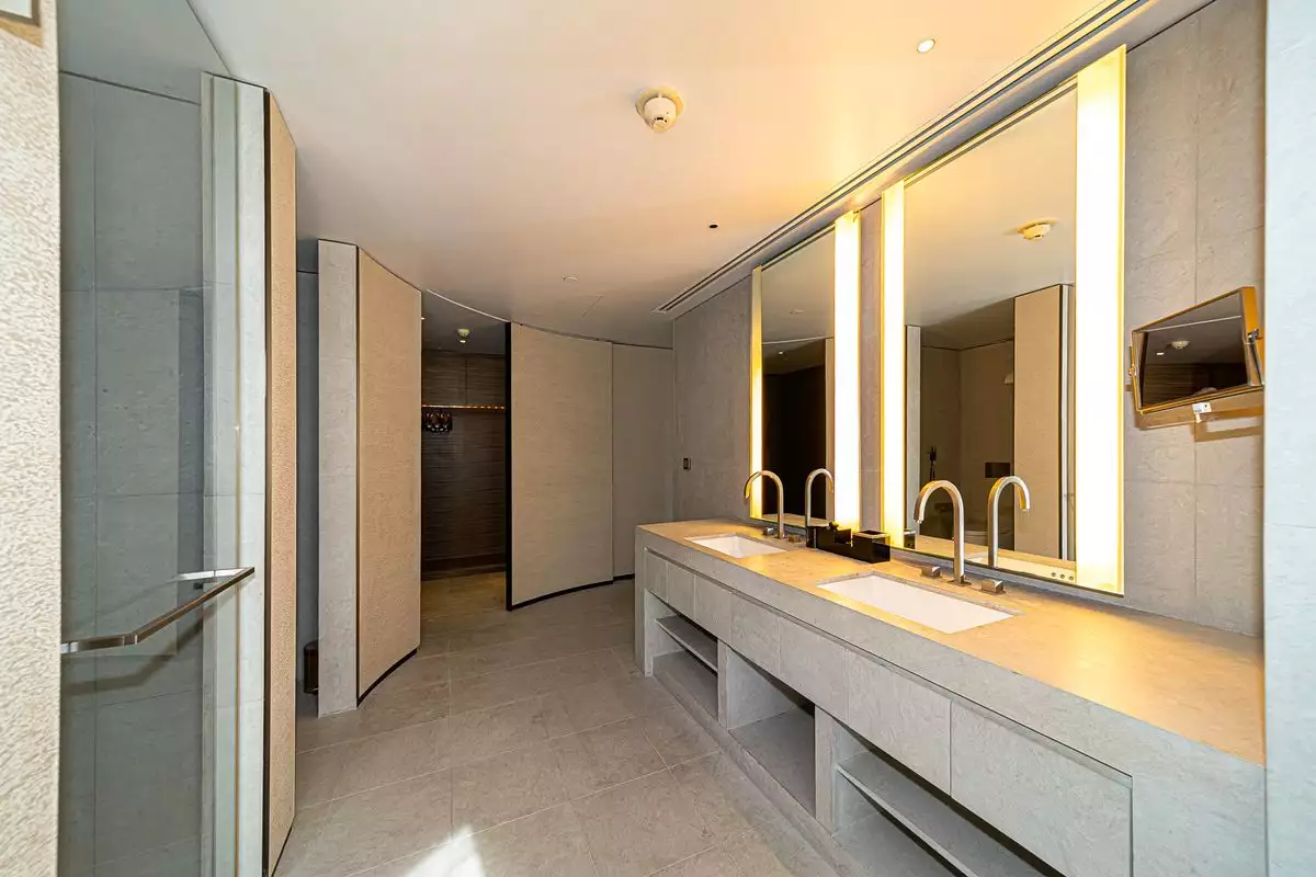Flat 110m² in UAE, Dubai. Priced at 902674€ rent photo-10