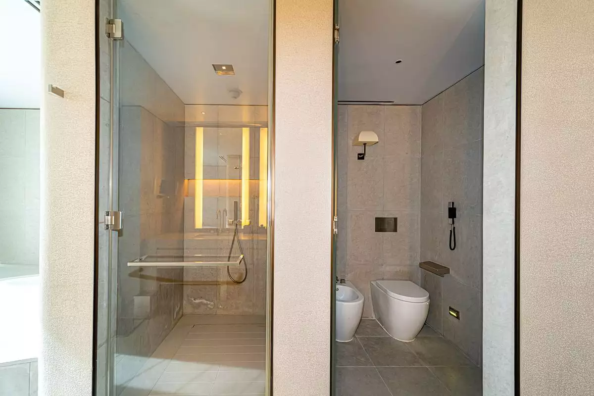 Flat 110m² in UAE, Dubai. Priced at 902674€ rent photo-11