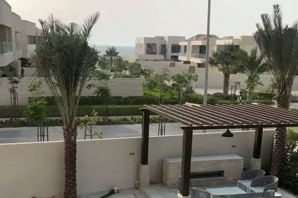 Villa 784m² in UAE, Abu Dhabi. Priced at 5022737€ rent photo-4