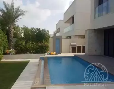 Buy in UAE for 5022737€