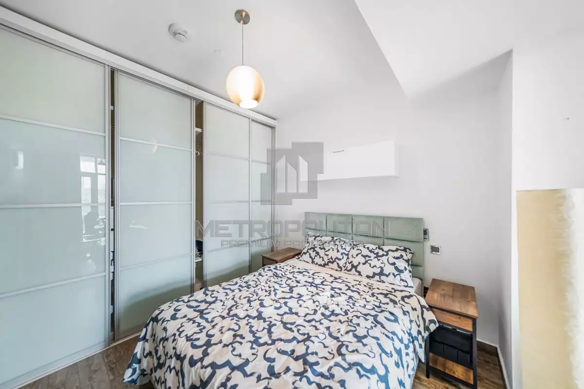 Flat 120m² in UAE, Dubai. Priced at 286684€ rent photo-15
