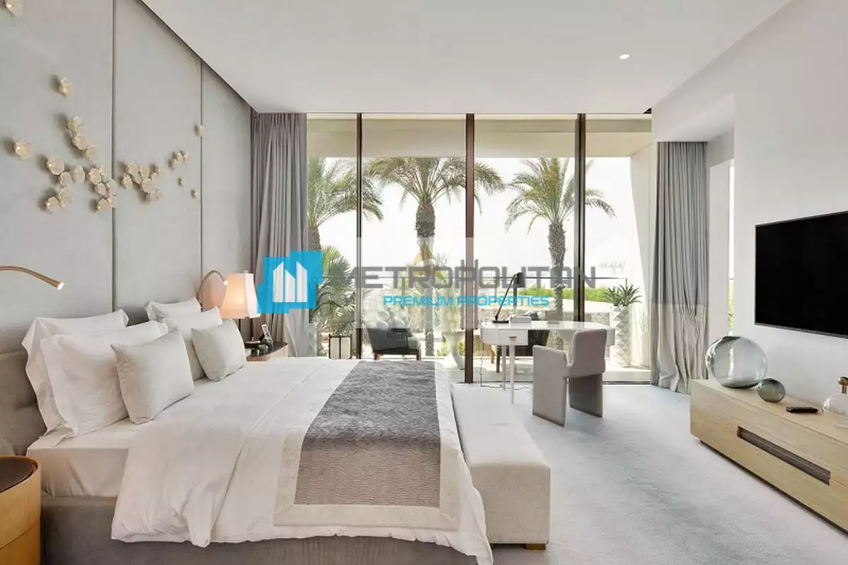 Flat 221m² in UAE, Dubai. Priced at 5493741€ rent photo-2