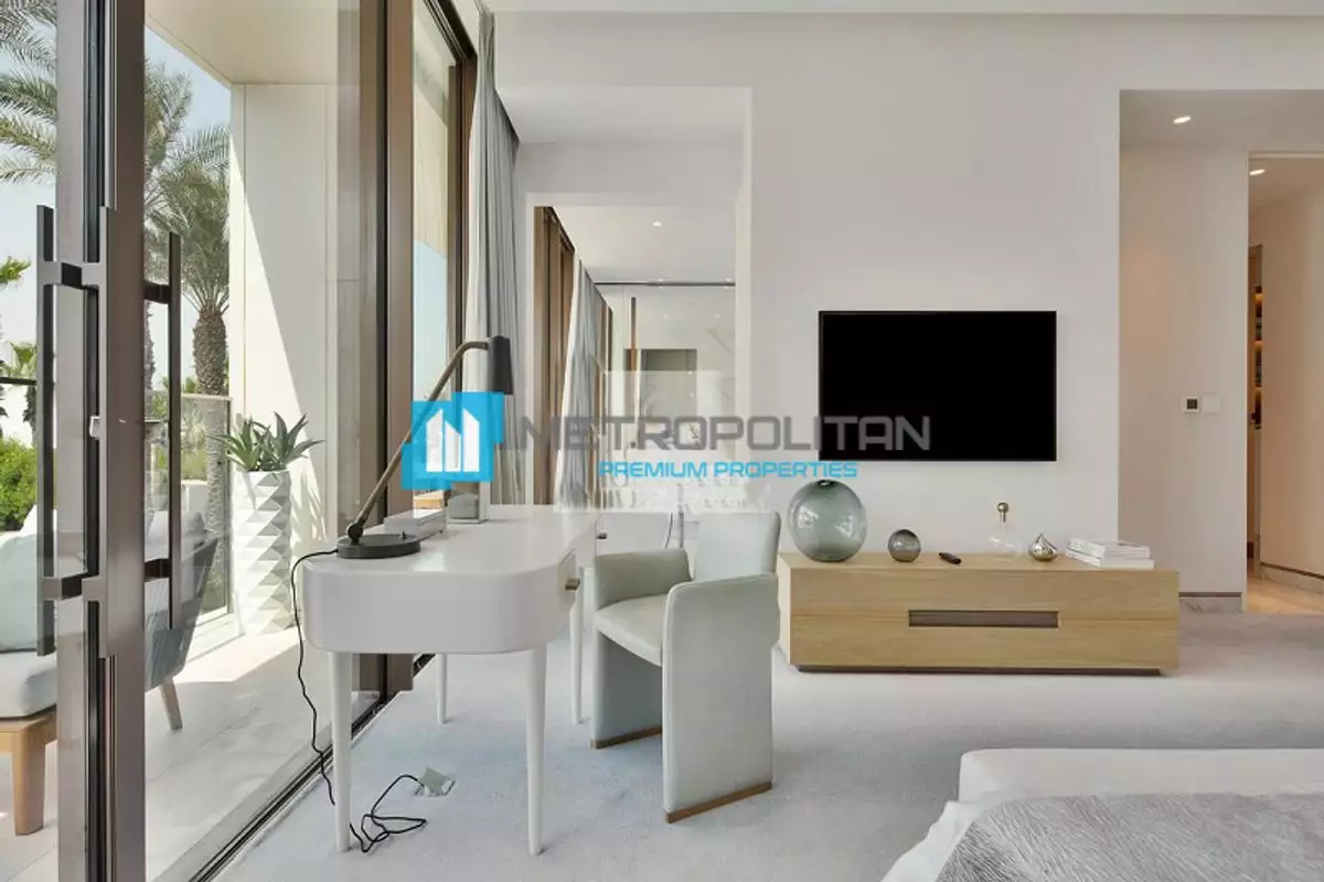 Flat 221m² in UAE, Dubai. Priced at 5493741€ rent photo-4
