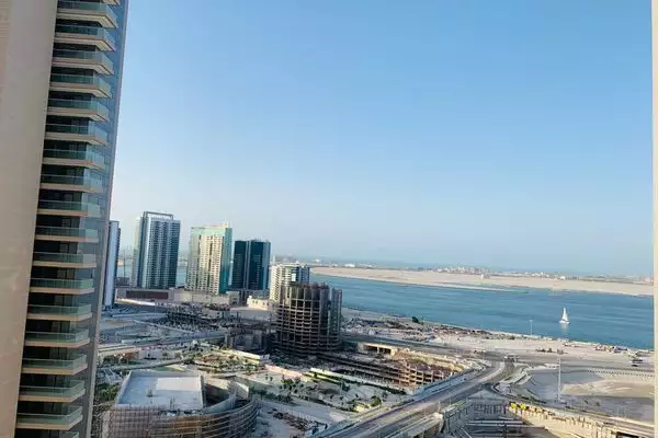 Flat 64m² in UAE, Abu Dhabi. Priced at 194778€ rent photo-1