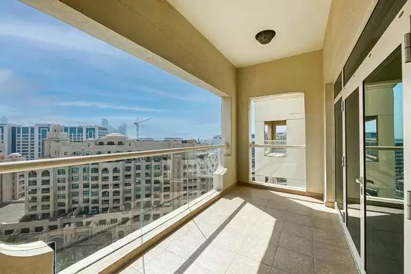 Flat 446m² in UAE, Dubai. Priced at 1748008€ rent photo-13