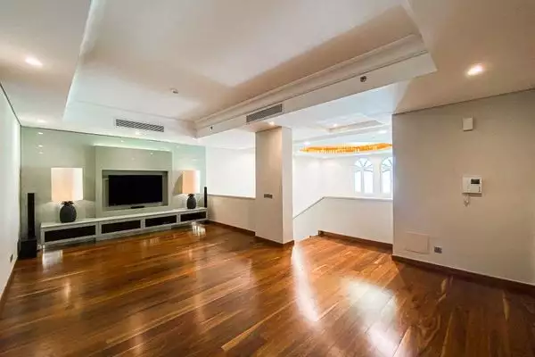 Flat 446m² in UAE, Dubai. Priced at 1748008€ rent photo-17