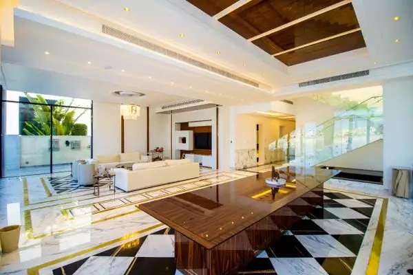 Villa 622m² in UAE, Dubai. Priced at 9489189€ rent photo-2