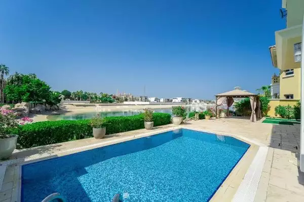 Villa 604m² in UAE, Dubai. Priced at 4869452€ rent photo-2