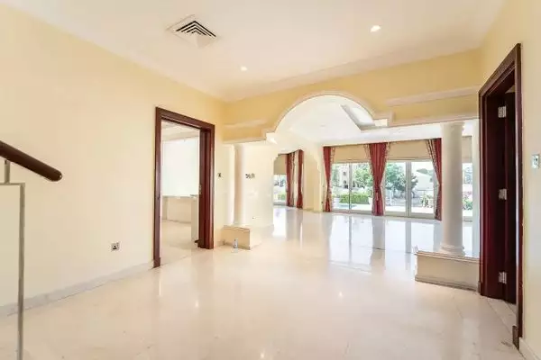 Villa 604m² in UAE, Dubai. Priced at 4869452€ rent photo-8