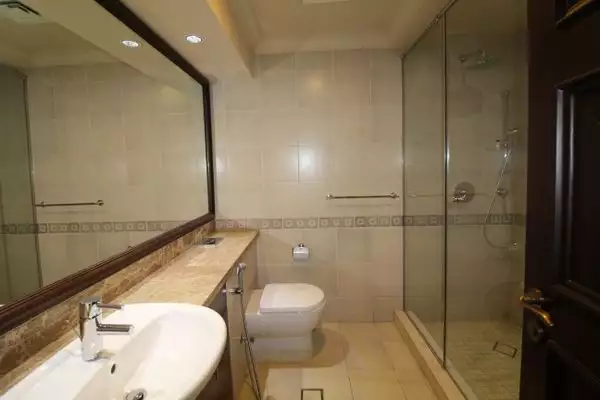 Flat 446m² in UAE, Dubai. Priced at 1498293€ rent photo-17