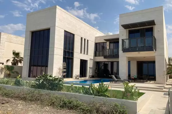 Villa 849m² in UAE, Abu Dhabi. Priced at 9988620€ rent photo-5