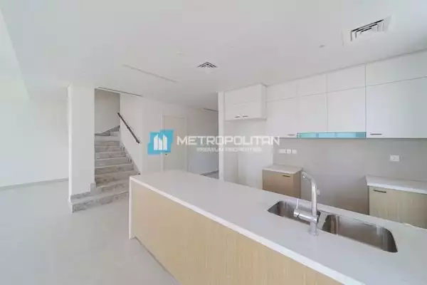 Villa 323m² in UAE, Dubai. Priced at 2622013€ rent photo-4